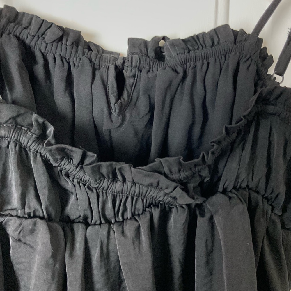 American Eagle Outfitters Black Satin Cropped Cami Top Size Small - Picture 5 of 6